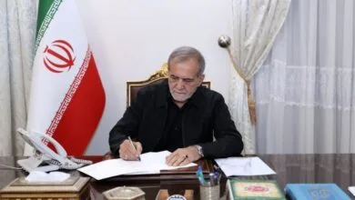 پزشکیان درگذشت مادر شهیدان نمکی را تسلیت گفت