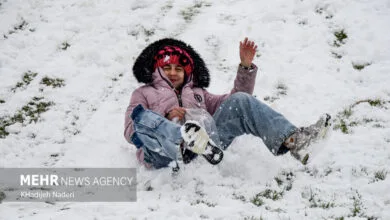شادی کودکان بیرجندی پس از بارش برف