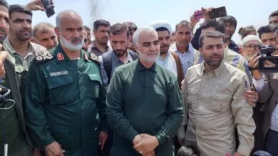 نشانی که شهید حاج قاسم سلیمانی در ۳۰ سالگی از رهبر انقلاب گرفت + تصاویر