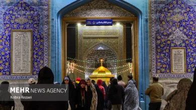 حال و هوای حرم مطهر امام رضا(ع) در شب عید مبعث