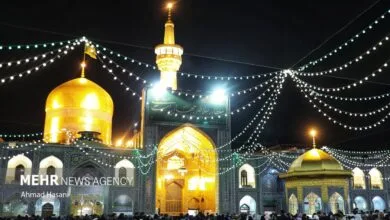 جشن مبعث در حرم امام رضا (ع)؛ ندای وحدت و همدلی عاشقان
