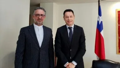 دیدار کاملی با مقامهای وزارت خارجه شیلی دیدار کاملی با مقامهای وزارت خارجه شیلی