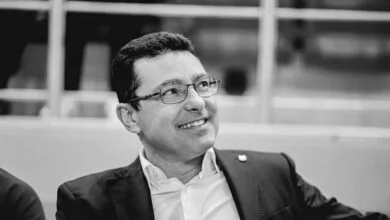 ارتباط فردا