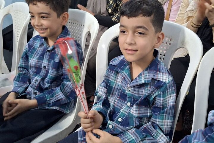 جشن شکوفه‌ها در گناوه برگزار شد