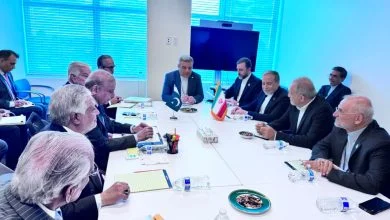 پزشکیان با نخست وزیر پاکستان دیدار کرد